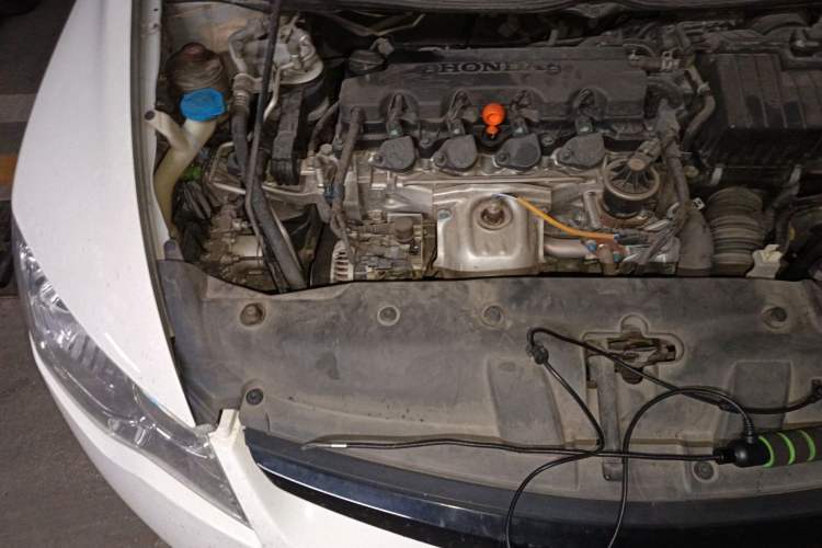 Used CIIMO 2015 1.8L Automatic Comfort Edition Engine Bay Right
