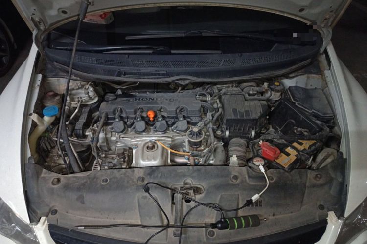Used CIIMO 2015 1.8L Automatic Comfort Edition Engine Bay