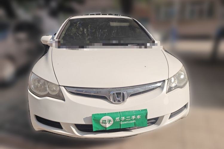 Used CIIMO 2015 1.8L Automatic Comfort Edition Front