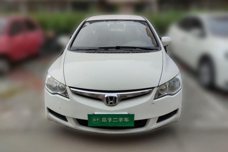 Used CIIMO 2015 1.8L Automatic Comfort Edition Front