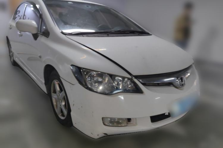 Used CIIMO 2015 1.8L Automatic Comfort Edition Front Right 45 Deg