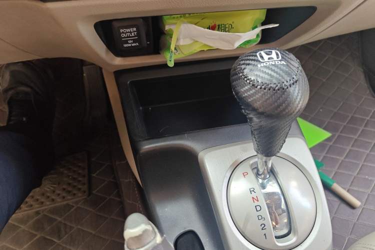 Used CIIMO 2015 1.8L Automatic Comfort Edition Gear Lever