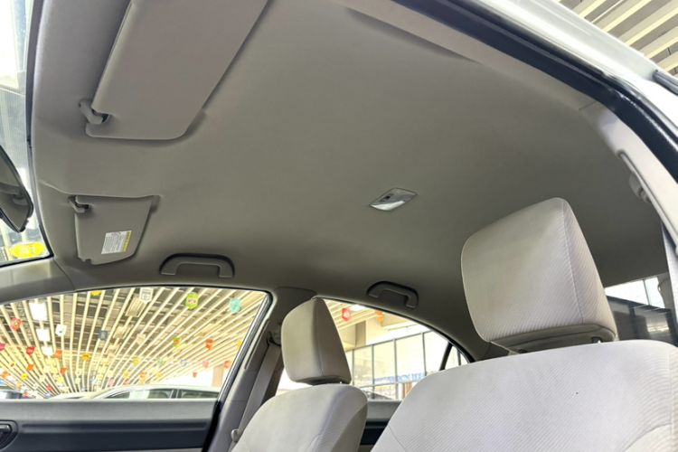 Used CIIMO 2015 1.8L Automatic Comfort Edition Headliner