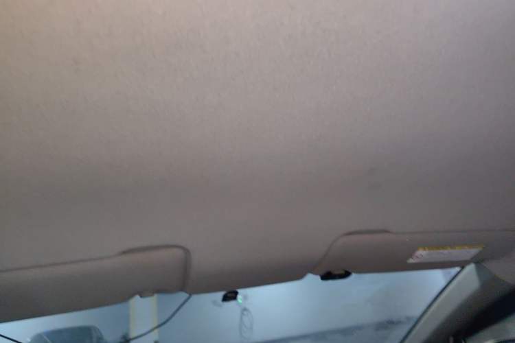 Used CIIMO 2015 1.8L Automatic Comfort Edition Headliner