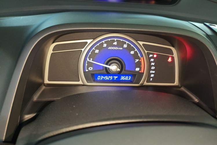Used CIIMO 2015 1.8L Automatic Comfort Edition Instrument Cluster