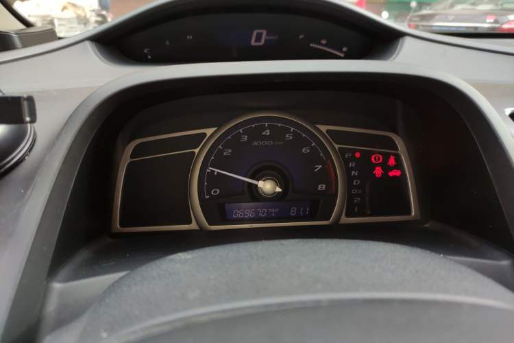 Used CIIMO 2015 1.8L Automatic Comfort Edition Instrument Cluster