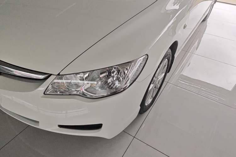 Used CIIMO 2015 1.8L Automatic Comfort Edition Left Front Headlight