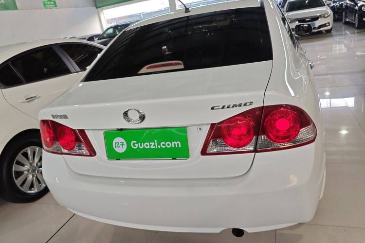 Used CIIMO 2015 1.8L Automatic Comfort Edition Rear