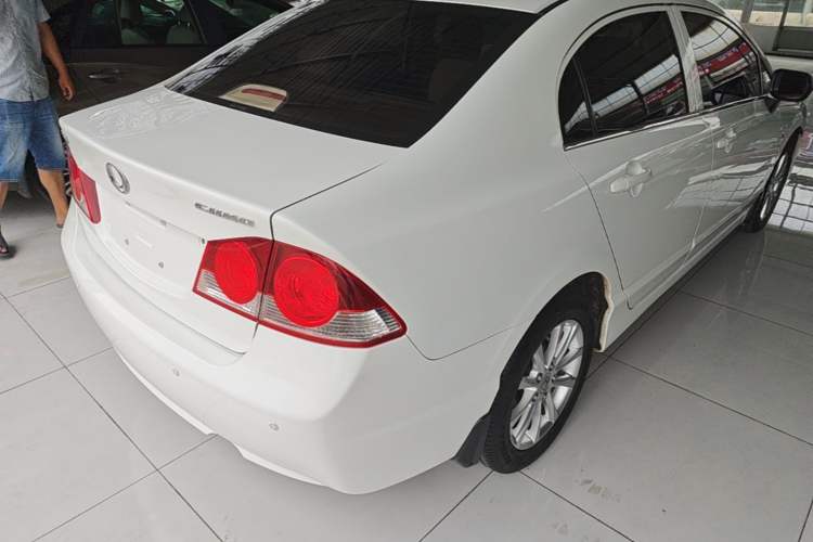 Used CIIMO 2015 1.8L Automatic Comfort Edition Rear Right 45 Deg