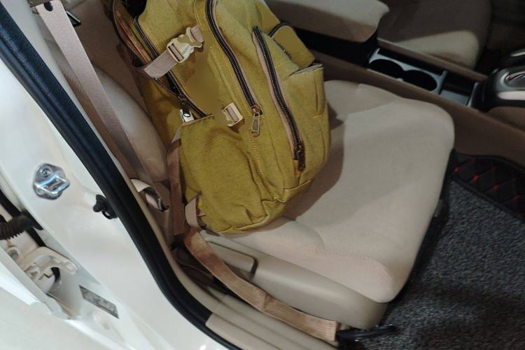 Used CIIMO 2015 1.8L Automatic Comfort Edition Right Front Seat