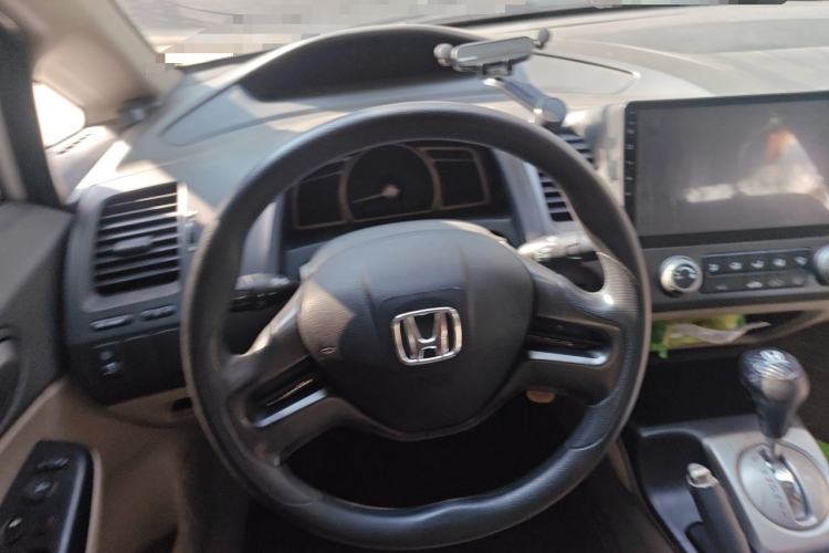 Used CIIMO 2015 1.8L Automatic Comfort Edition Steering Wheel