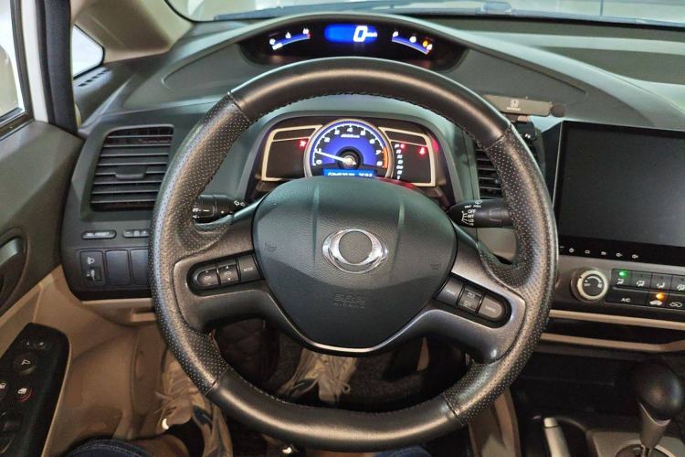 Used CIIMO 2015 1.8L Automatic Comfort Edition Steering Wheel