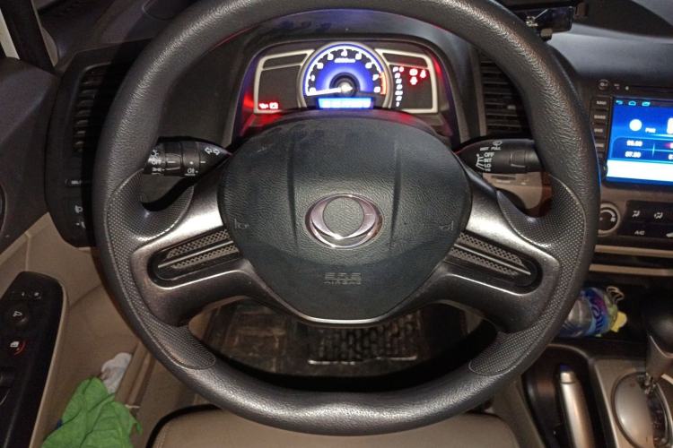 Used CIIMO 2015 1.8L Automatic Comfort Edition Steering Wheel