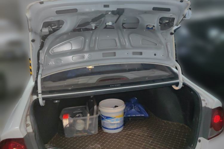 Used CIIMO 2015 1.8L Automatic Luxury Edition Trunk