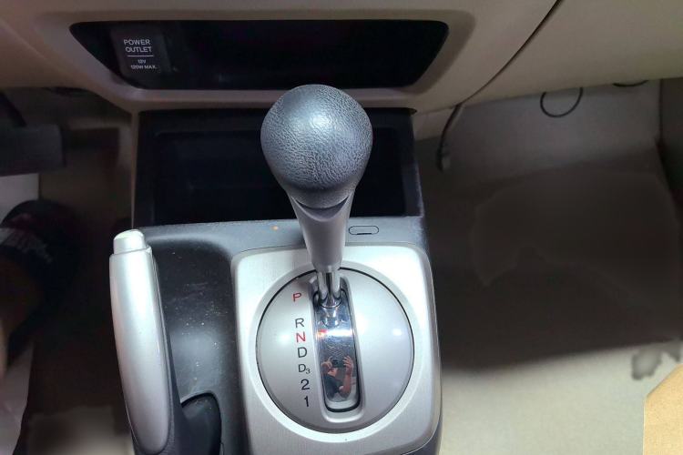 Used CIIMO 2015 1.8L Automatic Comfort Edition Gear Lever