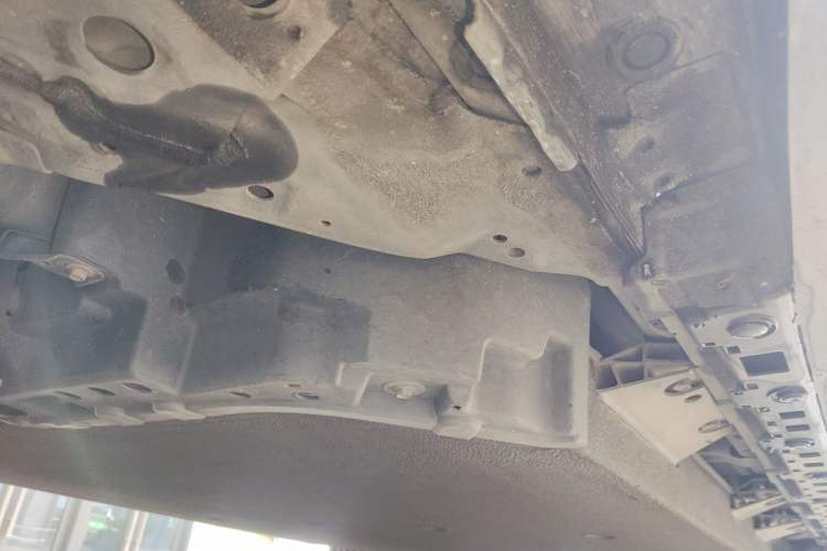 Used CIIMO M-NV 2021 Shangcheng Edition Chassis Front Left