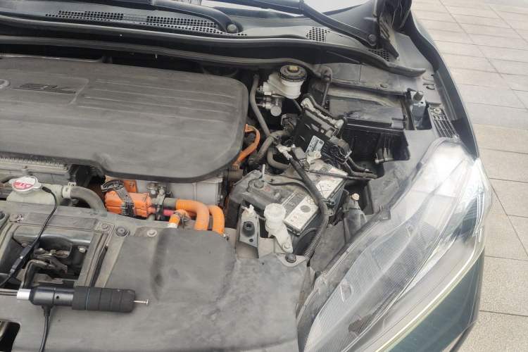 Used CIIMO M-NV 2021 Shangcheng Edition Engine Bay Left