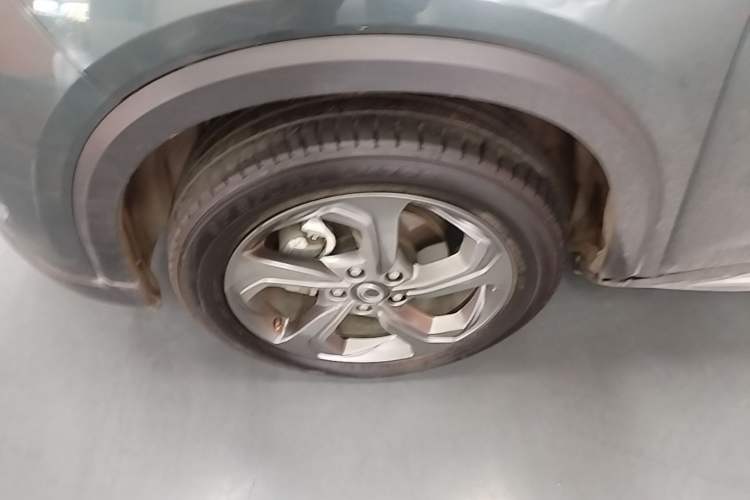 Used CIIMO M-NV 2021 Shangyi Edition Left Front Wheel Hub