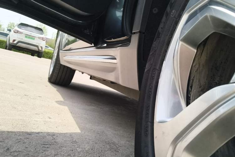 Used CIIMO M-NV 2021 Shangyi Edition Left Side Sill