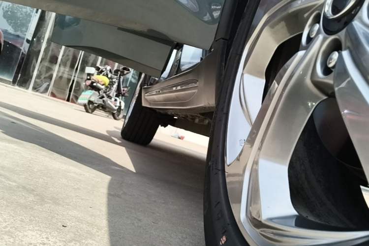 Used CIIMO M-NV 2021 Shangyi Edition Right Side Sill