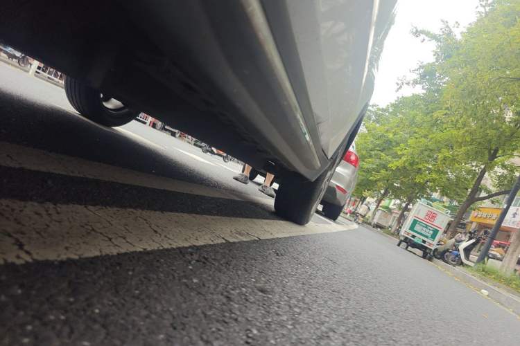 Used CIIMO M-NV 2021 Shangcheng Edition Chassis Front Left