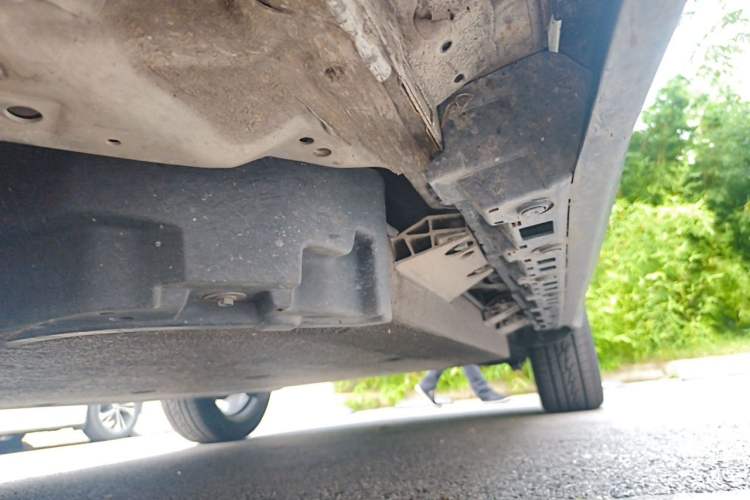 Used CIIMO M-NV 2021 Shangcheng Edition Chassis Front Left