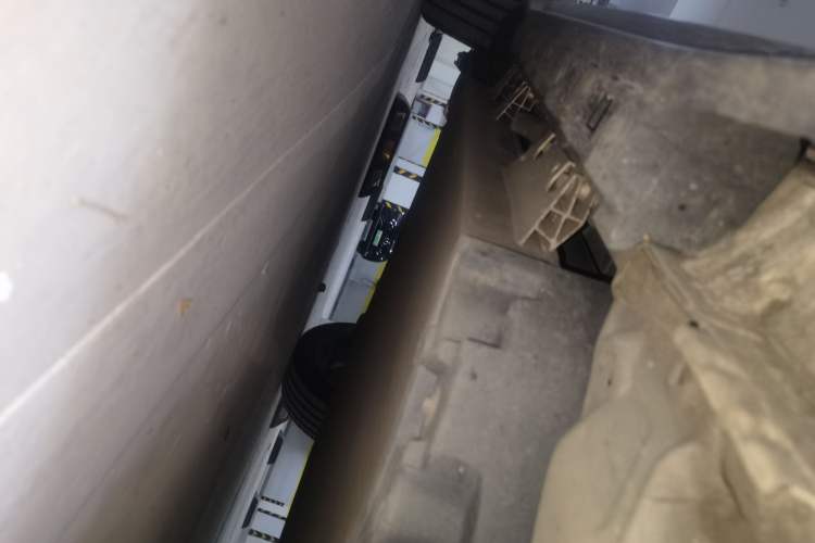 Used CIIMO M-NV 2021 Shangcheng Edition Chassis Front Right