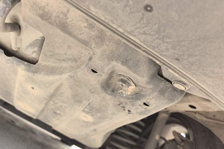 Used CIIMO M-NV 2021 Shangcheng Edition Chassis Rear