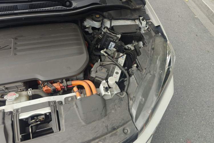 Used CIIMO M-NV 2021 Shangcheng Edition Engine Bay Left