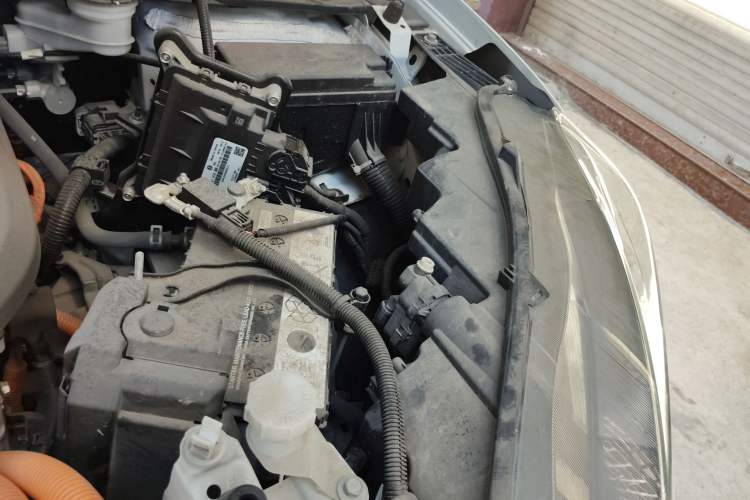 Used CIIMO M-NV 2021 Shangyi Edition Engine Bay Left