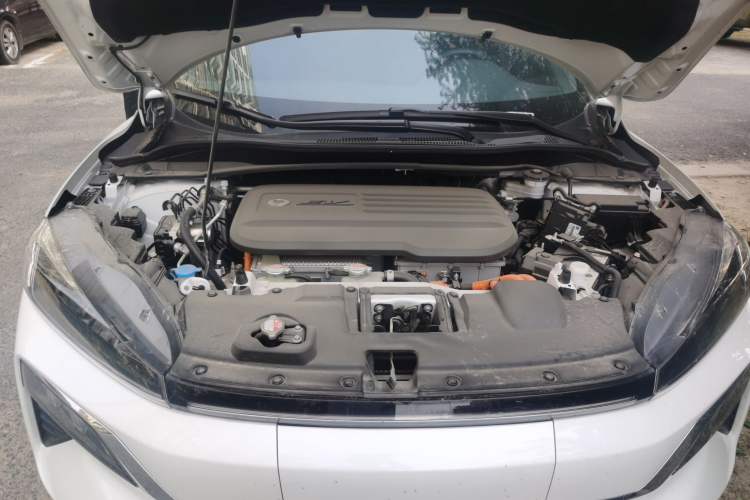 Used CIIMO M-NV 2021 Shangyi Edition Engine Bay