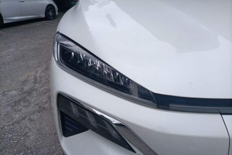 Used CIIMO M-NV 2021 Shangyi Edition Right Front Headlight