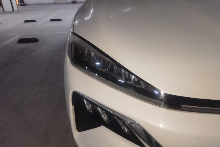 Used CIIMO M-NV 2021 Shangcheng Edition Right Front Headlight