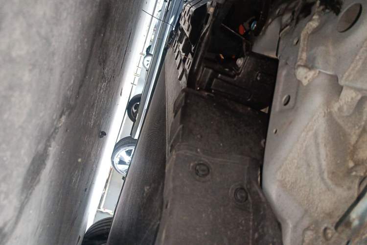 Used CIIMO M-NV 2023 Shangyi Edition Chassis Front Left