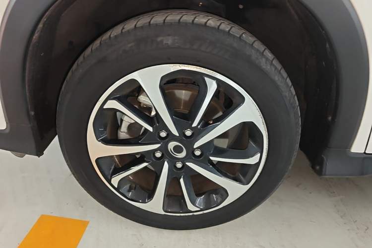 Used CIIMO X-NV 2020 Windstorm Edition Left Front Wheel Hub