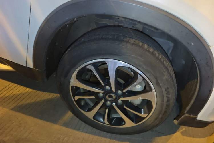 Used CIIMO X-NV 2020 Windstorm Edition Right Front Wheel Hub