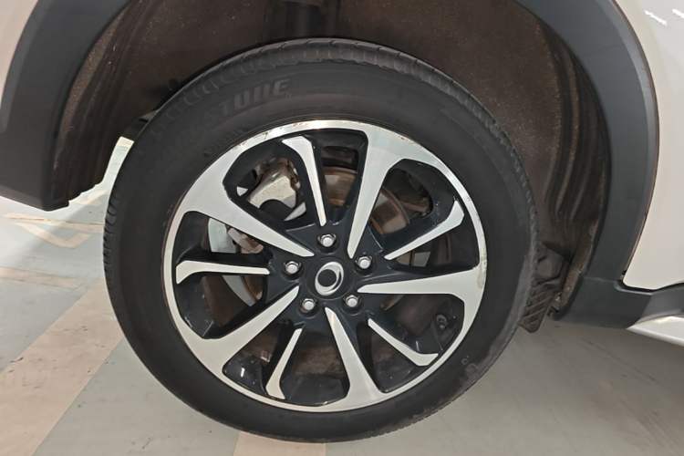 Used CIIMO X-NV 2020 Windstorm Edition Right Rear Wheel Hub