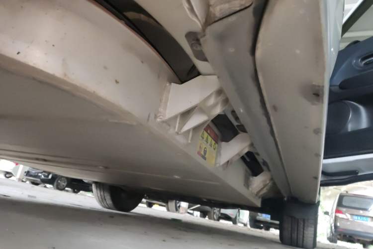Used CIIMO X-NV 2020 Windstorm Edition Right Side Sill