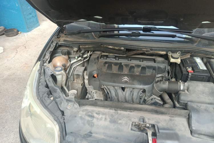 Used Citroen C-Quatre 2009 Two-Box 2.0L Manual Champion Edition Engine Bay Right