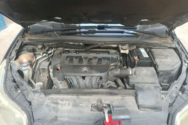 Used Citroen C-Quatre 2009 Two-Box 2.0L Manual Champion Edition Engine Bay