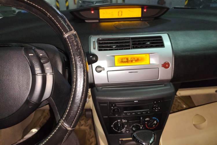 Used Citroen C-Quatre 2009 Sedan 1.6L Automatic Fashion Edition Audio And AC Panel