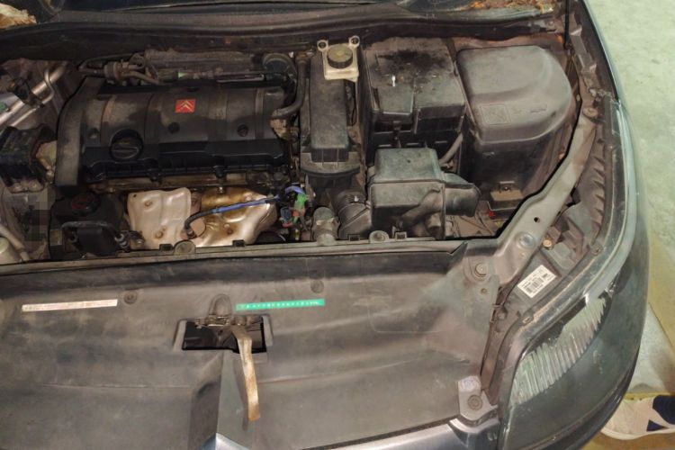 Used Citroen C-Quatre 2009 Sedan 1.6L Automatic Fashion Edition Engine Bay Left