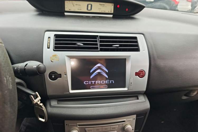 Used Citroen C-Quatre 2009 Sedan 1.6L Manual Fashion Edition Audio And AC Panel