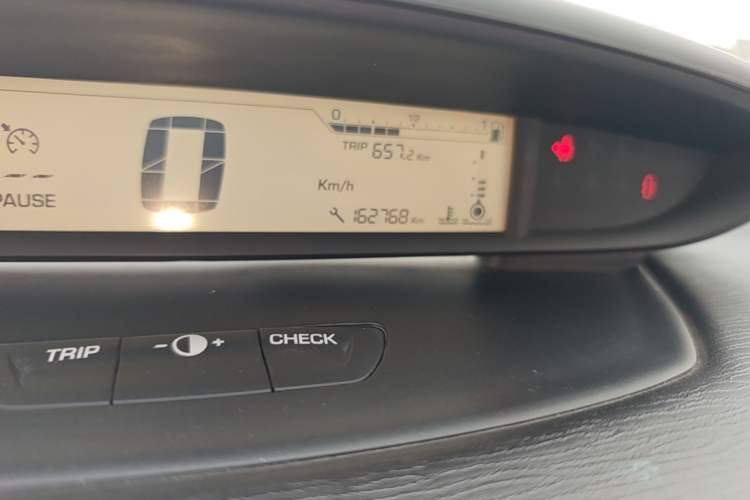 Used Citroen C-Quatre 2009 Sedan 1.6L Manual Fashion Edition Odometer Close Up