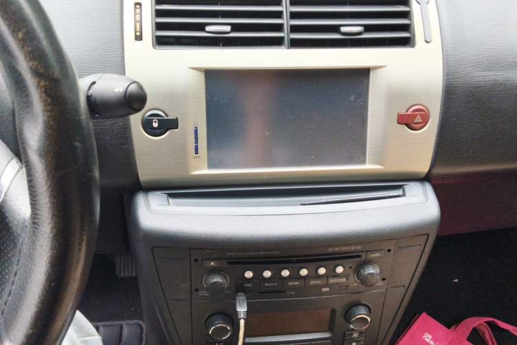 Used Citroen C-Quatre 2009 Sedan 2.0L Manual Fashion Edition Audio And AC Panel