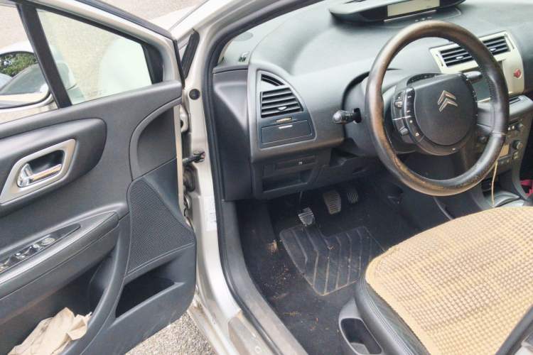 Used Citroen C-Quatre 2009 Sedan 2.0L Manual Fashion Edition Driver Seat