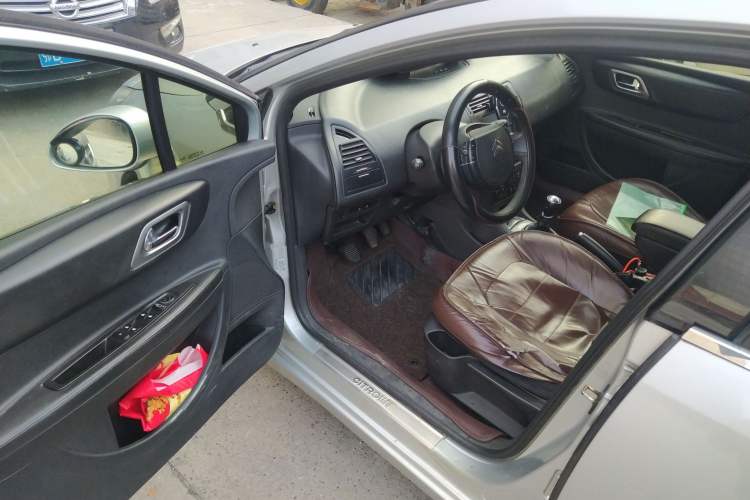 Used Citroen C-Quatre 2009 Sedan 1.6L Manual Fashion Edition Driver Seat