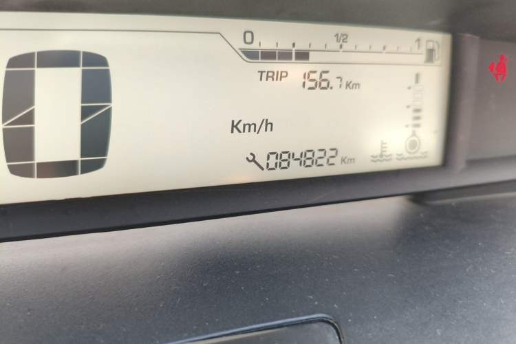 Used Citroen C-Quatre 2009 Sedan 1.6L Manual Fashion Edition Odometer Close Up