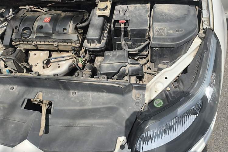 Used Citroen C-Quatre 2009 Sedan 1.6L Manual Fashion Edition Engine Bay Left