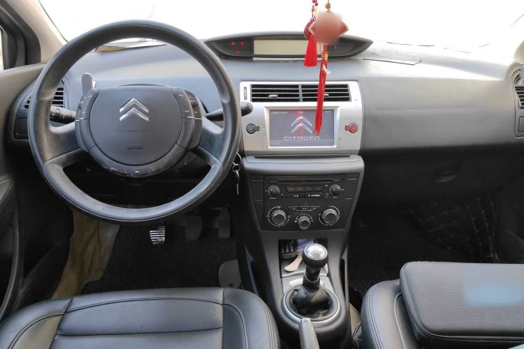 Used Citroen C-Quatre 2010 Sedan 1.6L Manual Shangle Version Center Console